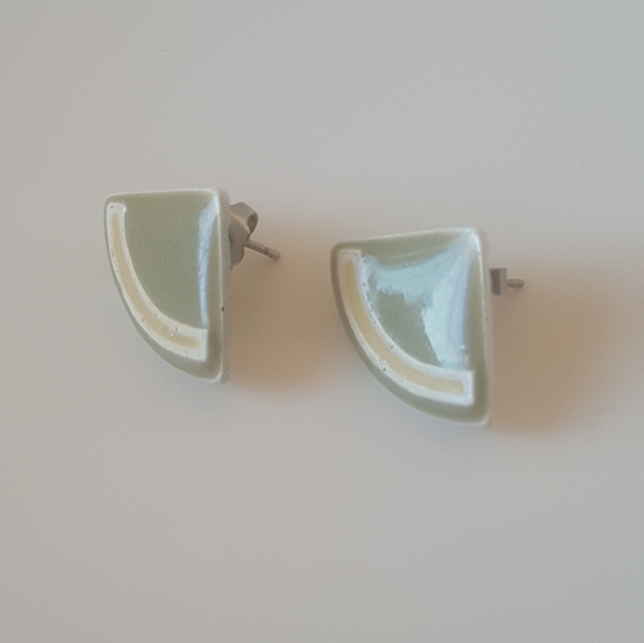 Green Slice Earrings - Picture 5 of 8